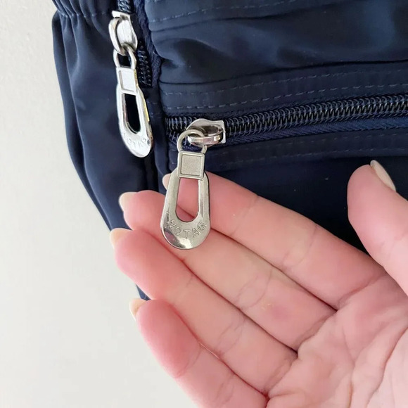 NoTag Womens Blue Crossbody Bag Adjustable Multi Pockets Travel Minimal Casual - Picture 5 of 7